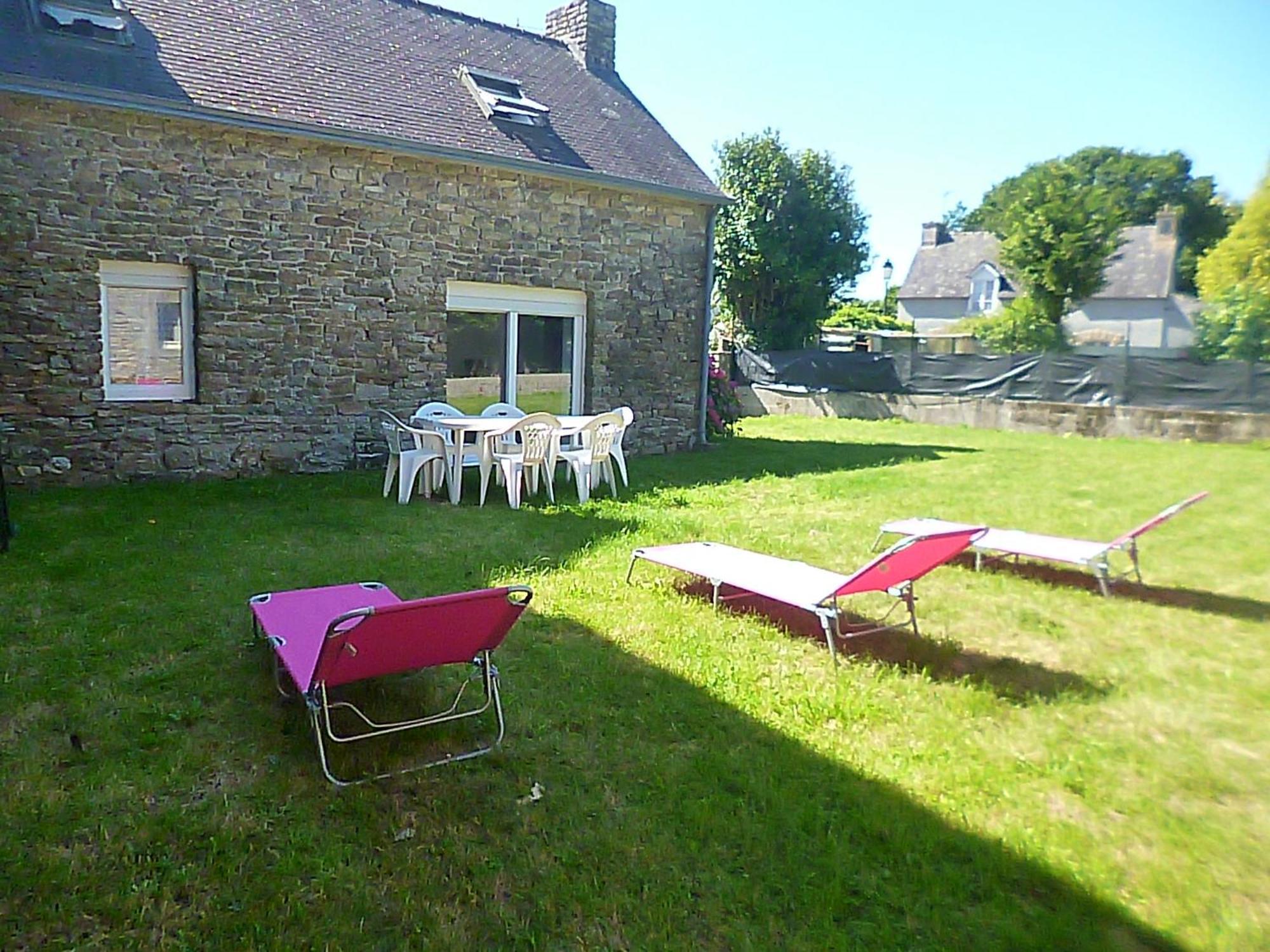 Trégourez Gite Au Calme Centre Finistere Jardin Clos מראה חיצוני תמונה